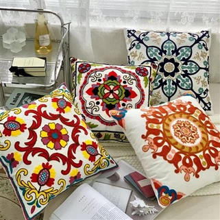 Housses de coussin florales